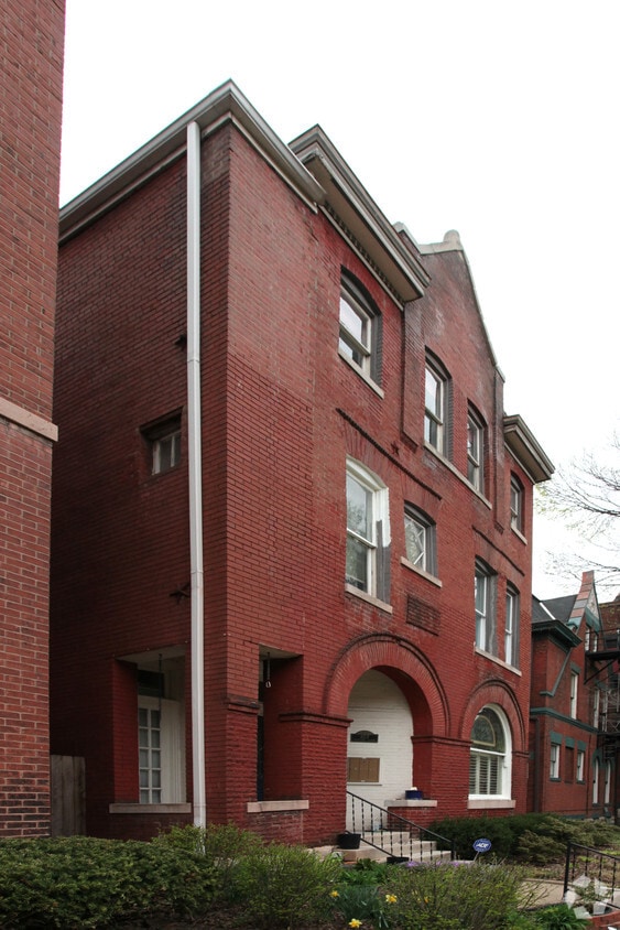 Building Photo - 407 Fountain Ct