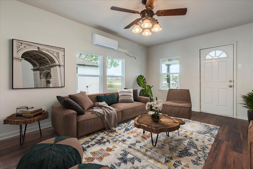 Foto principal - 112 Gazley St