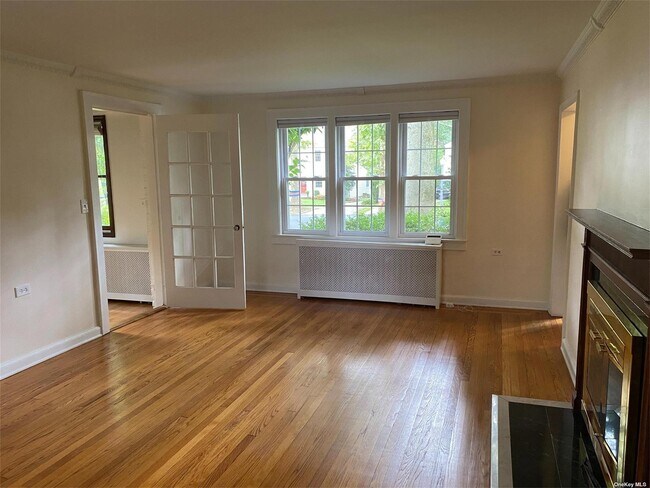 Building Photo - 280 Park Ave