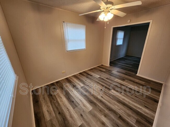 Foto del edificio - 448 S 23rd St