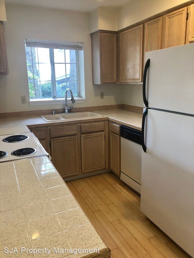 Foto del edificio - 2 br, 2 bath House - 2680 118th Ave SE #103