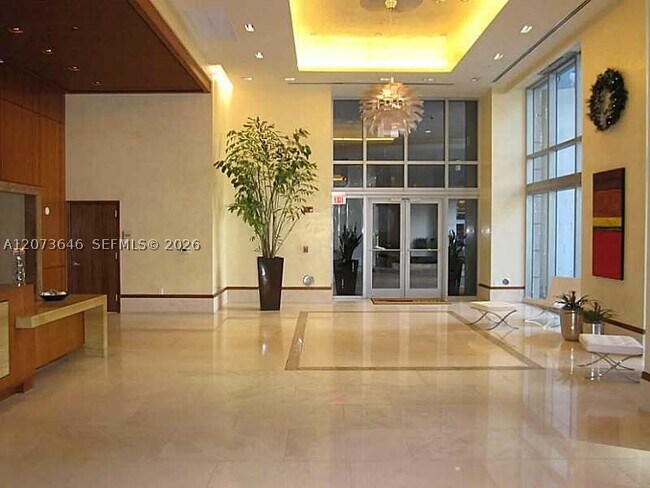 Building Photo - 1050 Brickell Ave