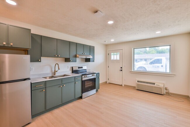 Foto del edificio - Modern Remodel with Designer Finishes | All Utilities Included