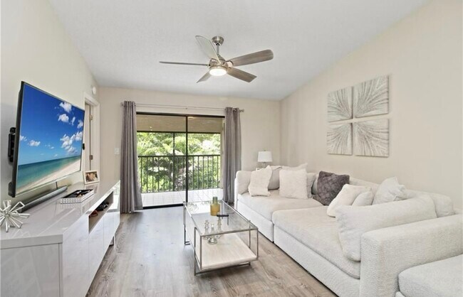 Foto del edificio - 9285 Lake Park Dr