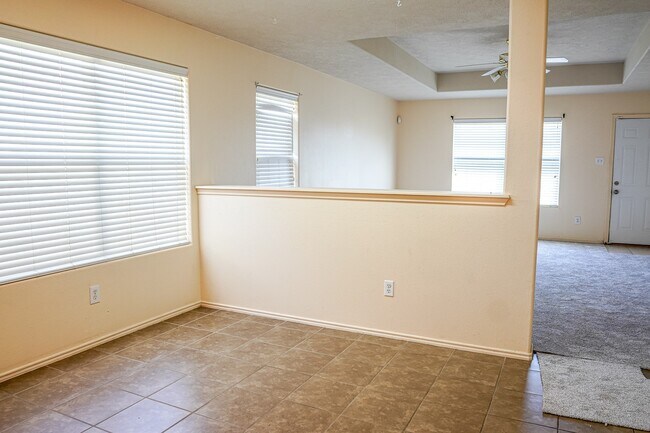 Foto del edificio - 19131 Prairie Bluff Dr