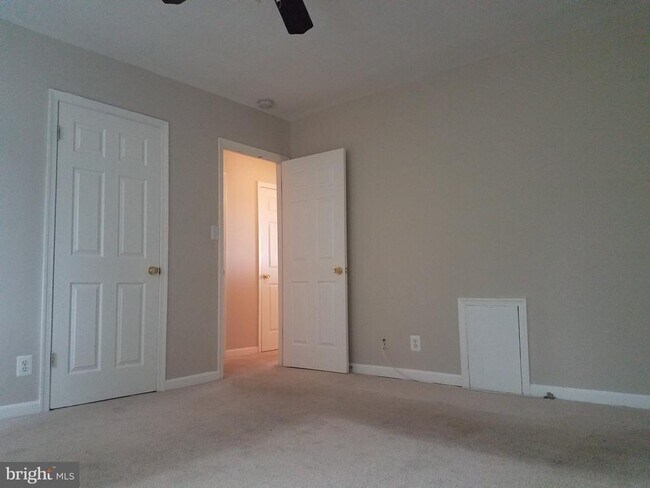 Foto del edificio - 2500 Markham Ln