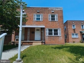 Building Photo - 1718 Yakona Rd