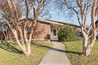 Building Photo - 5220 Pruitt Dr