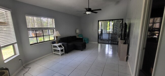 Building Photo - 4514 Nettle Creek Ct