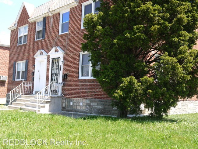 Foto del edificio - 2 br, 1 bath Apartment - 1600 Elaine Street