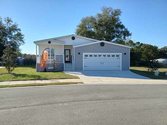 Building Photo - 637 Pine Brook Cir