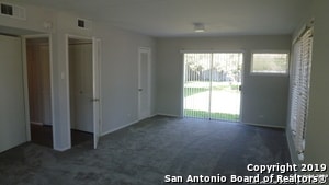 Building Photo - 303 Rilla Vista Dr