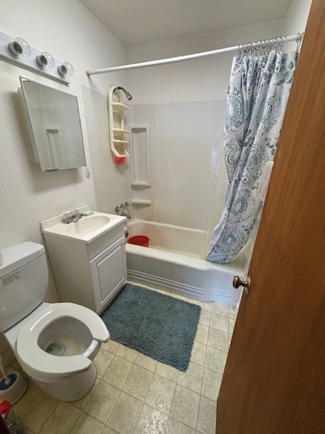 Foto del edificio - 2 Bedroom Apartment