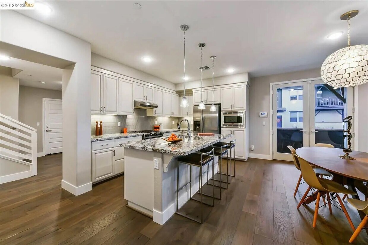 478 Diller St, Alameda, CA 94501 Townhome Rentals in Alameda CA