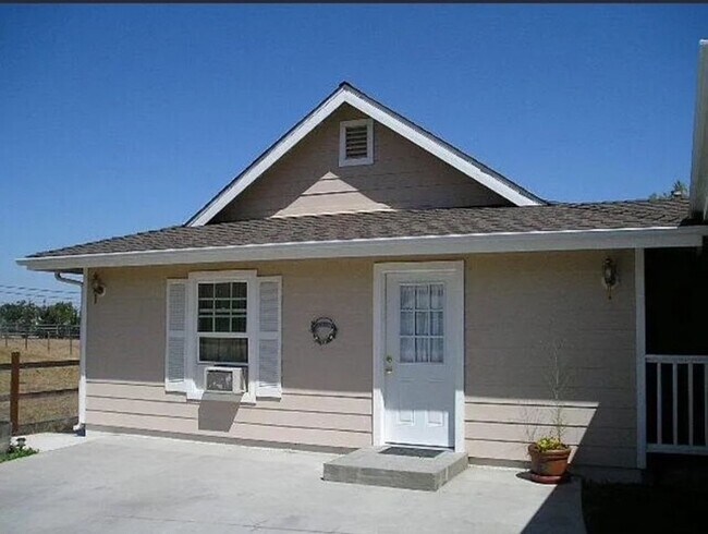 Foto del edificio - Charming 1bd/1bath home in Templeton