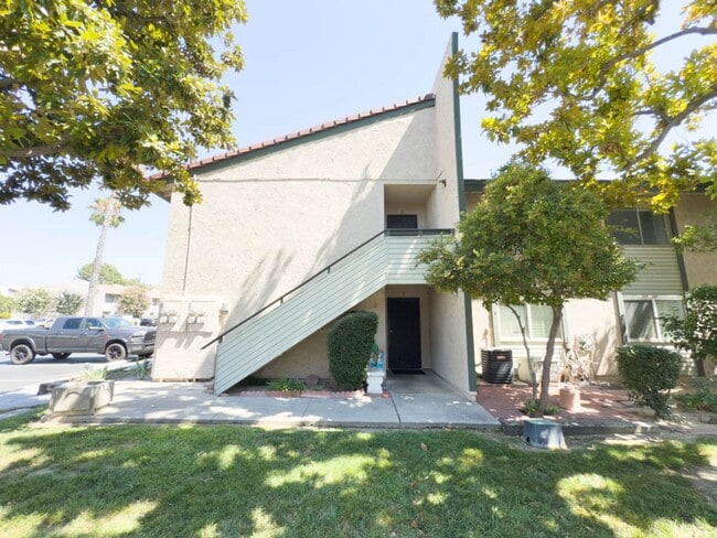 2 BEDROOM 2 BATH CONDO IN GATED COMMUNITY ... - 2 BEDROOM 2 BATH CONDO IN GATED COMMUNITY ...