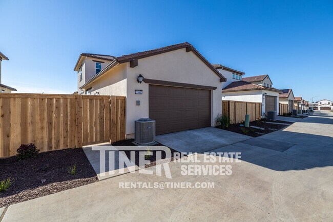 Building Photo - 7941 Titan Dr