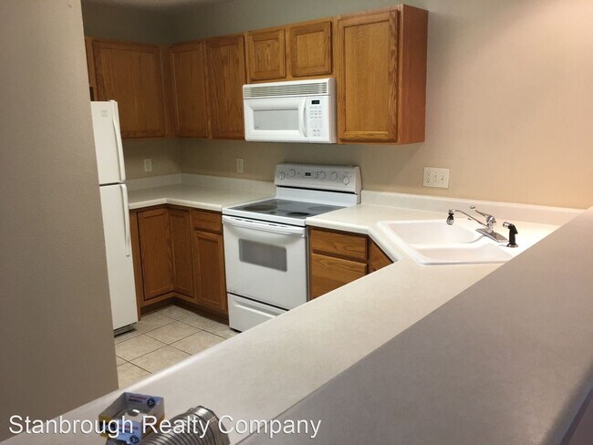Building Photo - 211 Ashworth Dr