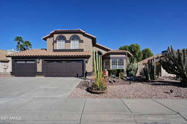 Building Photo - 5730 E Gelding Dr