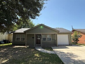 Building Photo - 5424 Nightingale Dr