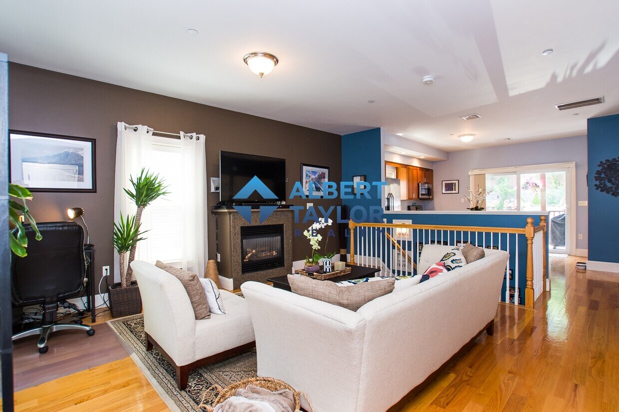 Photo - 111 Pleasant St (Boston, MA)