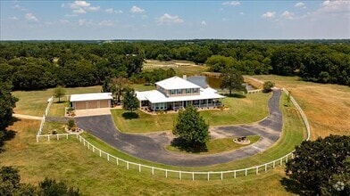 Building Photo - 10964 FM 902