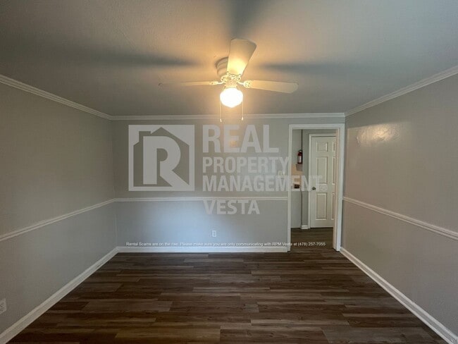 Foto del edificio - 5624 Swymer Dr