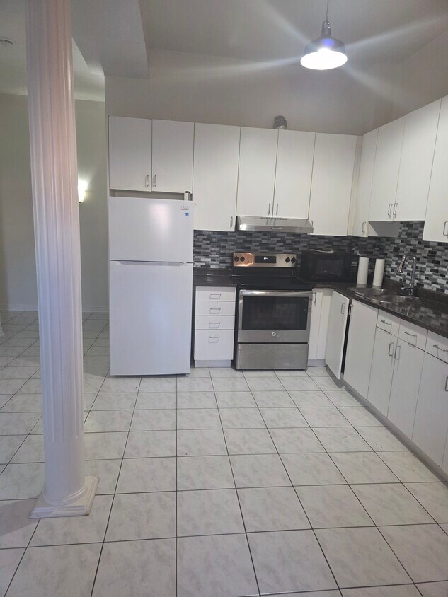 Photo principale - 55 Tessler Cres