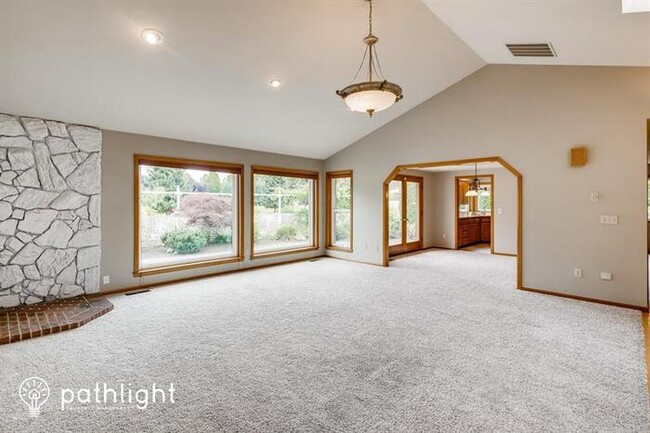 Foto del edificio - 14809 145th Av Court East, Orting, WA, 98360