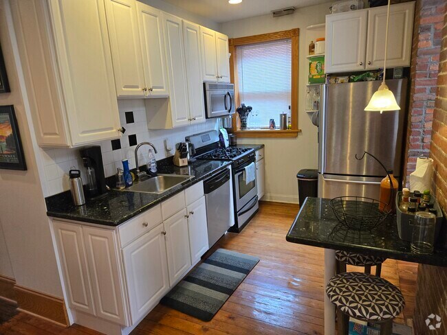 Building Photo - 4738 Lorain Ave