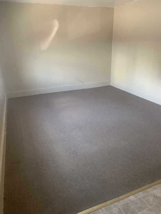 Sala de estar - 123 E 2nd St