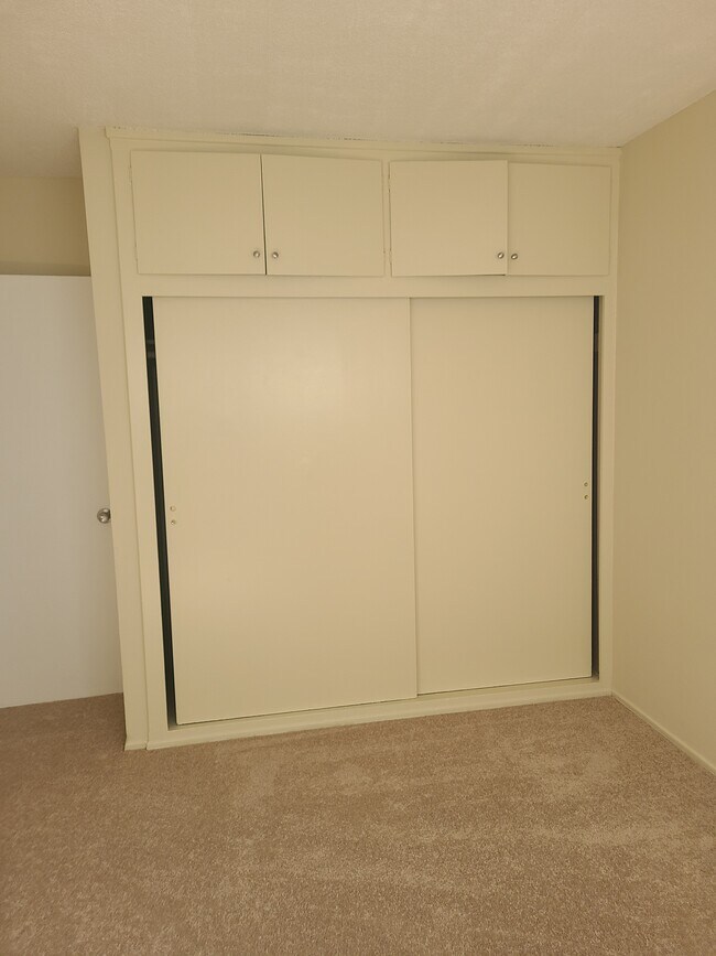 Foto del edificio - 2414 Hadley Ln