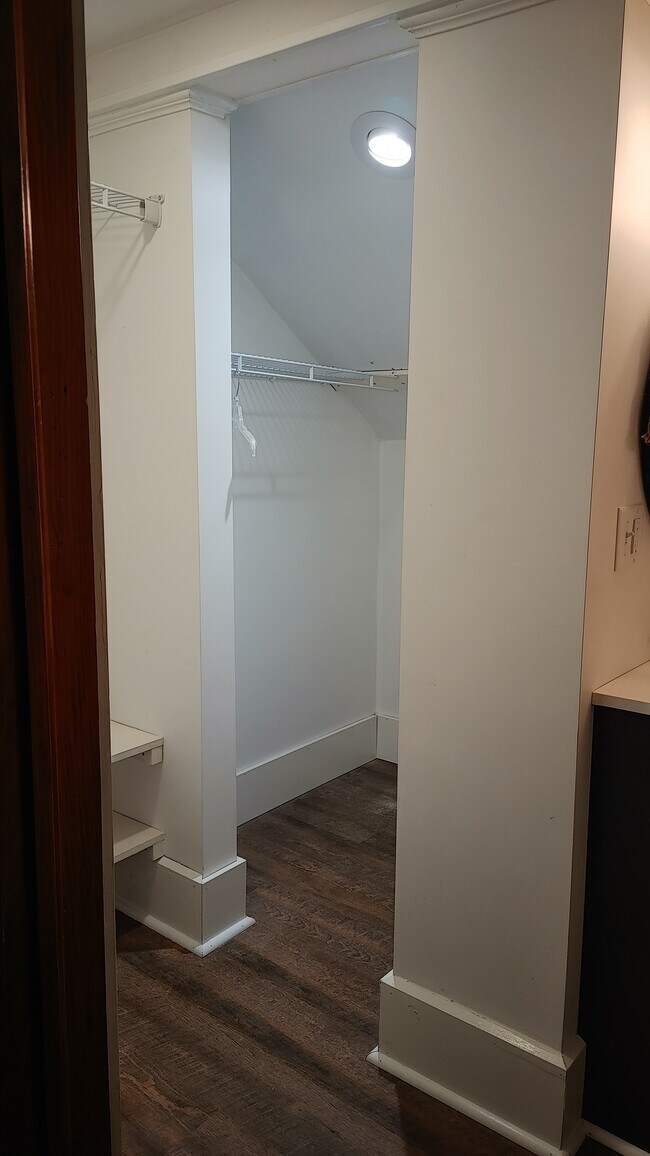 Foto del edificio - 3322 Edison St NW