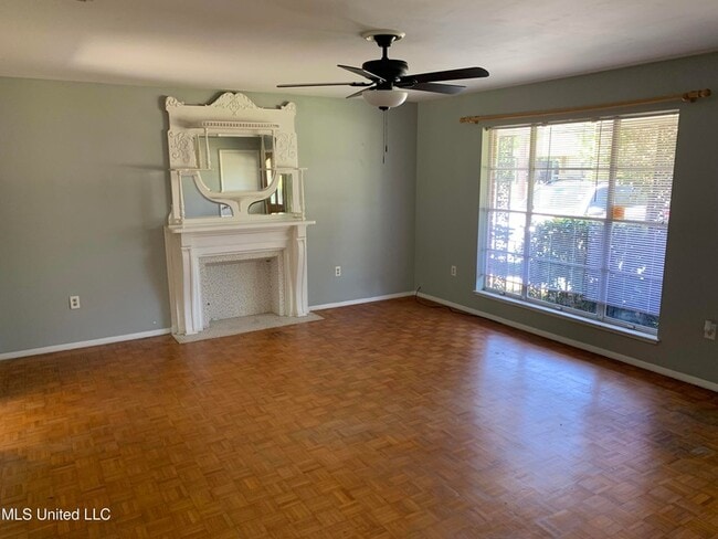 Photo - 2504 Middlecoff Drive Unit House