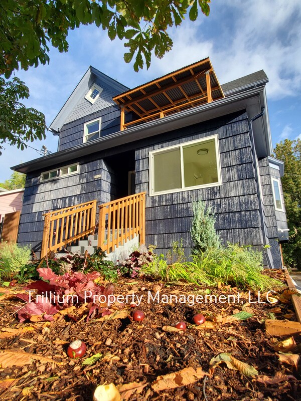Foto del edificio - 3041 SE Salmon St
