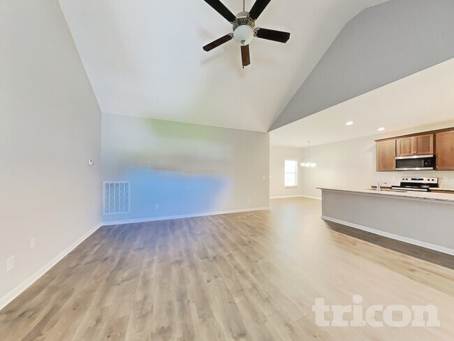 Foto del edificio - 831 Ellyson Dr