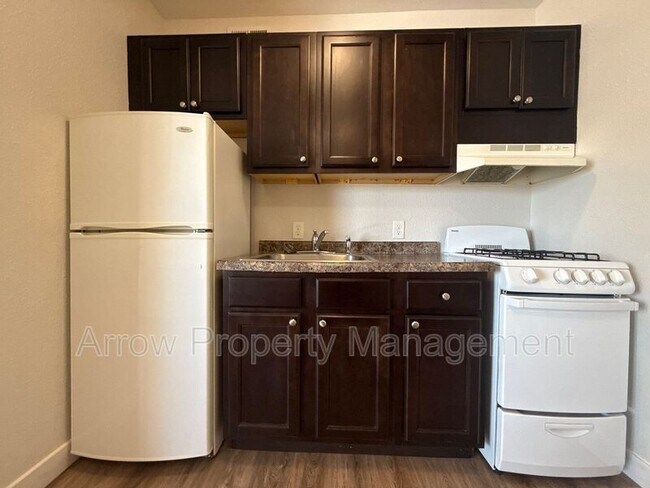 Foto del edificio - 1414 Oakland Rd NE