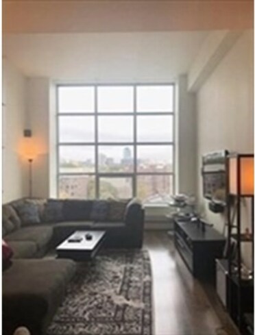 Building Photo - 361 Newbury St