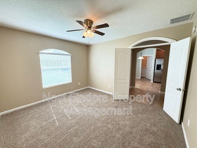 Building Photo - 551 Glendale Ln