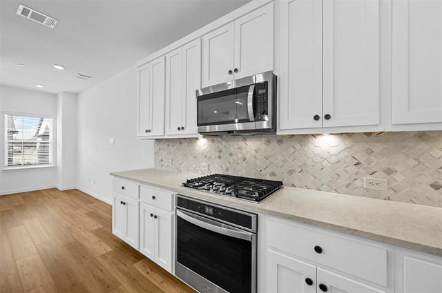 Foto del edificio - 2226 Adena Spgs Dr