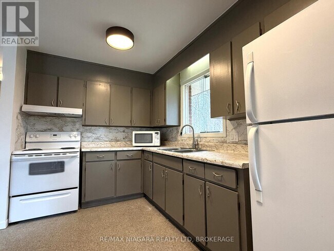 Building Photo - 1544 Stockton Ln