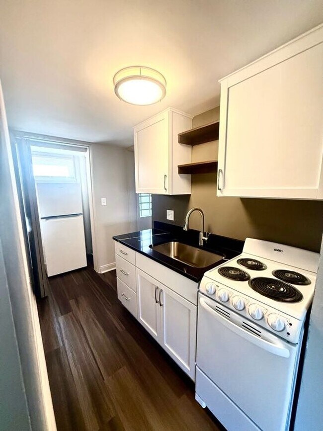 Foto del edificio - 120 36th St NE