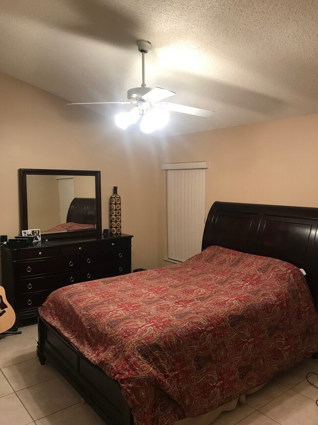master bedroom - 3666 Amelia Way