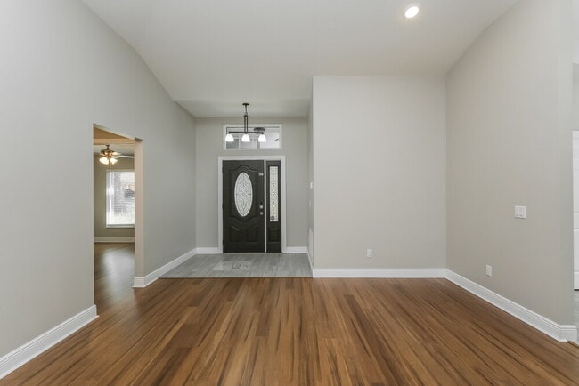 Foto del edificio - 2936 Minuteman Ln