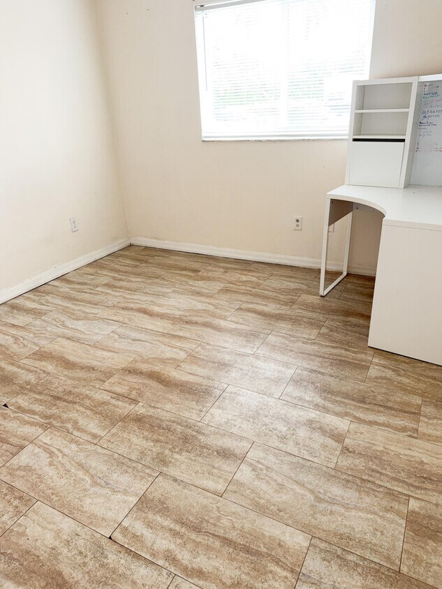 Foto del edificio - 3610 N 56th Ave