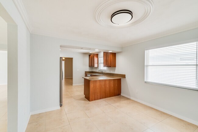 Foto del edificio - 798 93rd Ave N