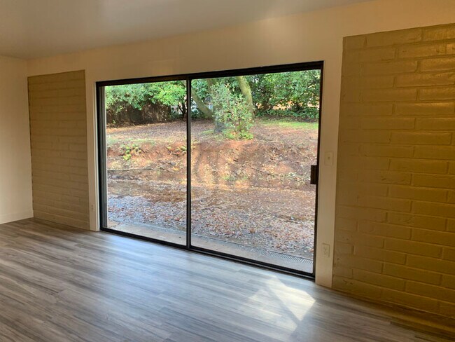 Foto del edificio - 2809 Wentworth Rd