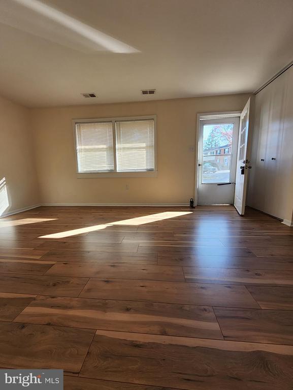 Foto del edificio - 4528 Appledale Ct