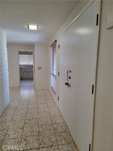 Foto del edificio - 465 Hermosa St