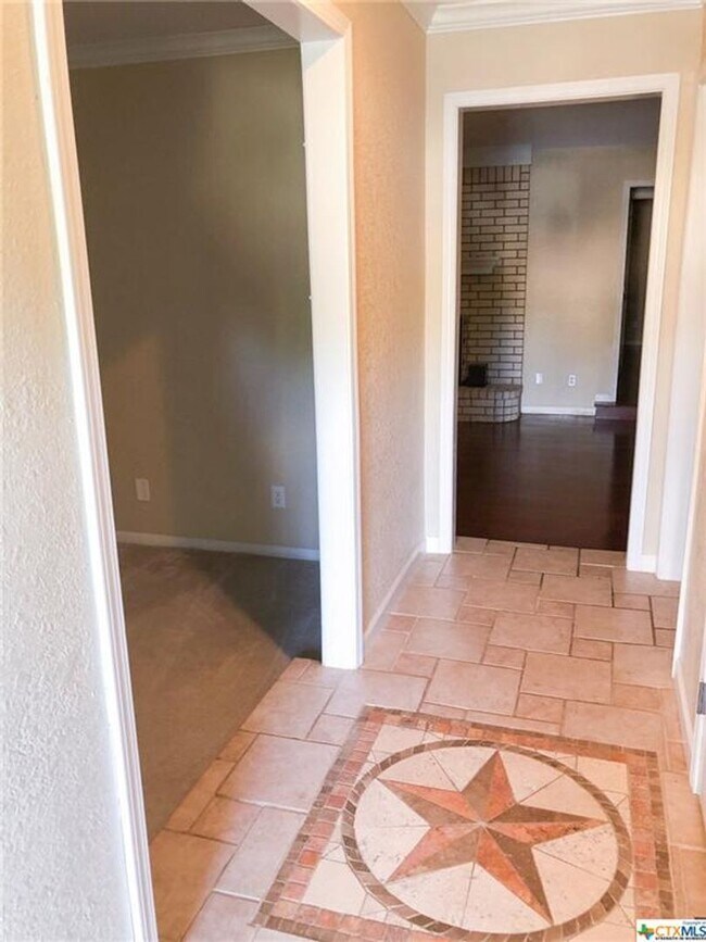 Building Photo - *PENDING* Corner Lot Rental in Harker Heights